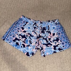 Lilly Pulitzer Blue and Pink Floral Women's Shorts
